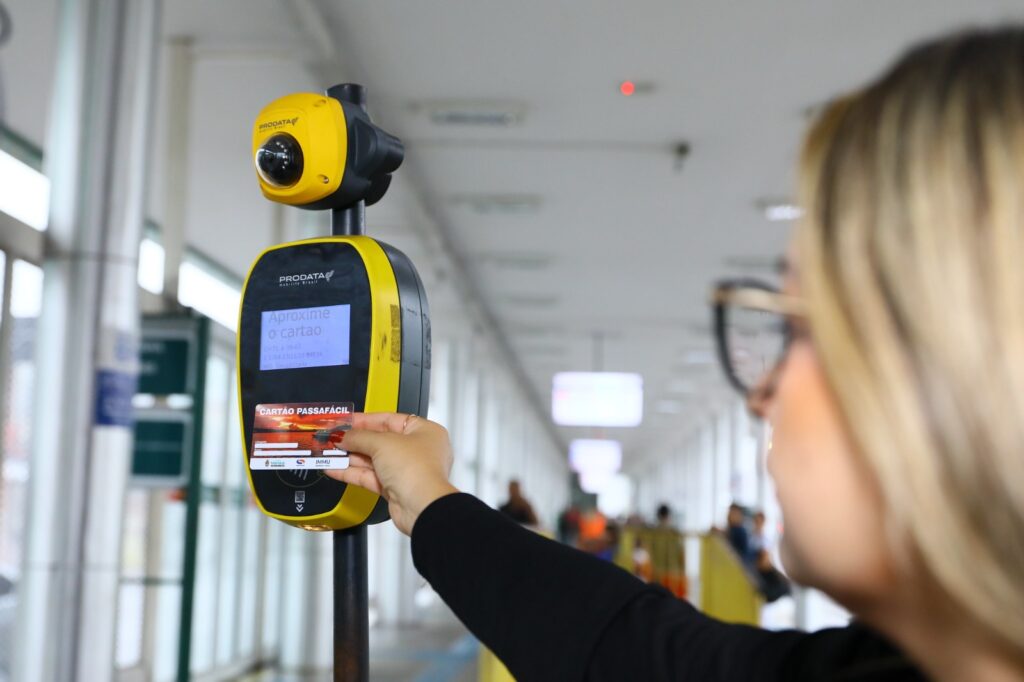 Emissão gratuita do cartão PassaFácil encerra na próxima sexta em Manaus; saiba como solicitar