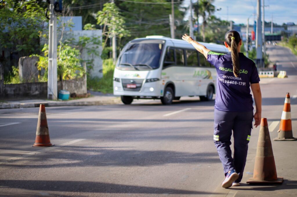 Motoristas são mutados por serviço de transporte rodoviário intermunicipal clandestino