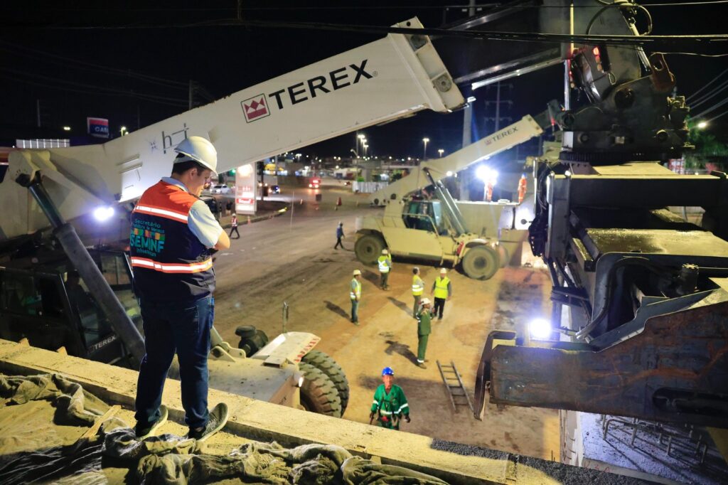 Prefeitura inicia transporte e implantação vigas que vão dar sustentação ao complexo viário