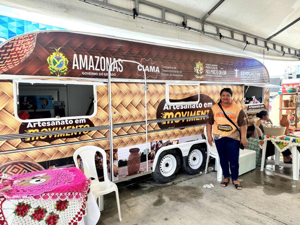 Trailers para comercialização de laranjas são inaugurados no aniversário de Rio Preto da Eva