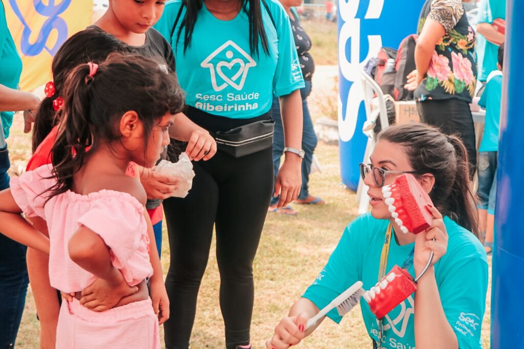 ‘Sesc Saúde Ribeirinha’ leva serviços gratuitos para comunidade Arapapá, no interior do AM