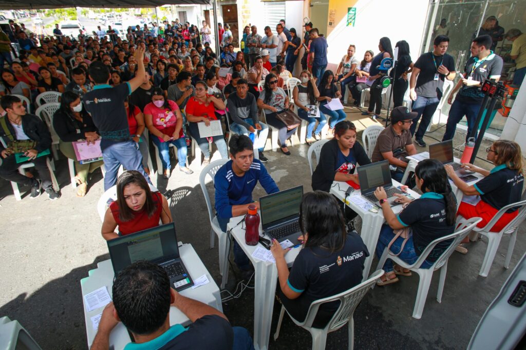 ‘Sine nos Bairros’ oferta vagas de emprego em dois pontos de Manaus neste sábado