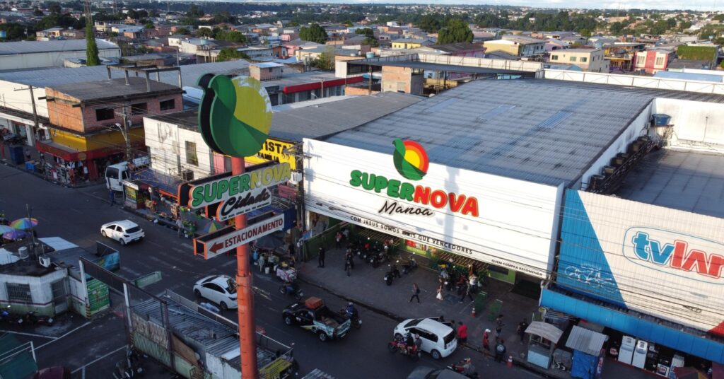 Em Manaus, rede de supermercados se torna ponto de coleta de doações para o RS