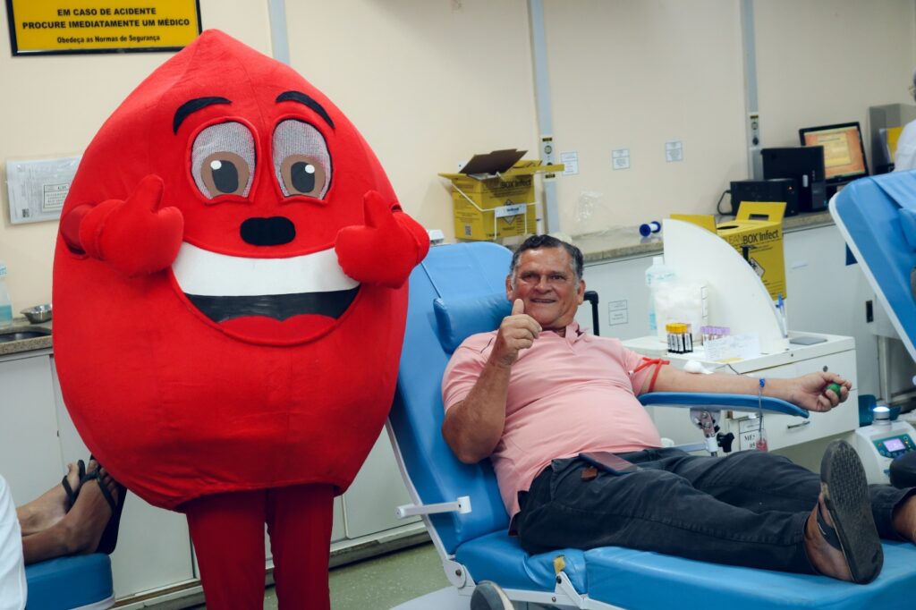 Hemoam celebra 'Dia Nacional do Doador de Sangue' com programação para 200 voluntários