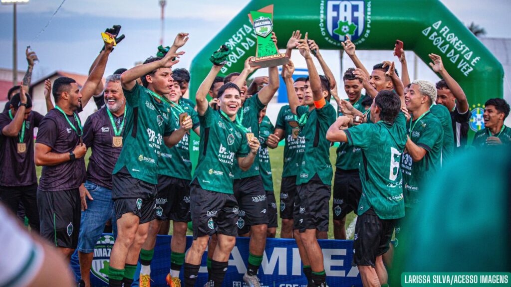 Em Silves, Manaus FC vence o time da casa e conquista a primeira Super Copa da Amazônia