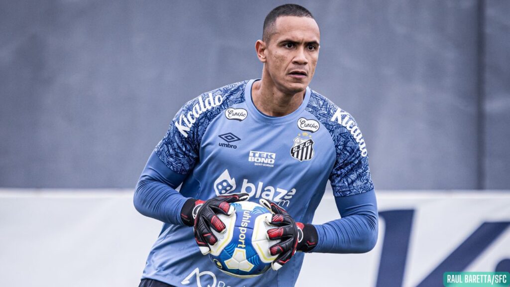 Amazonas FC anuncia contratação do goleiro Renan, ex-Santos e Botafogo