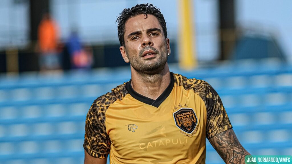 Henrique Almeida mira primeiro título com o Amazonas: “Para começar com o pé direito” Henrique Almeida mira primeiro título com o Amazonas: “Para começar com o pé direito"