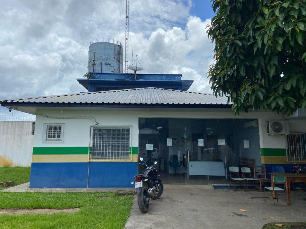 Em Juruá, PC-AM prende padrasto por abusar sexualmente da enteada; a mãe dela também foi presa por omitir o caso – Polícia Civil do AM Em Juruá, PC-AM prende padrasto por abusar sexualmente da enteada; a mãe dela também foi presa por omitir o caso – Polícia Civil do AM