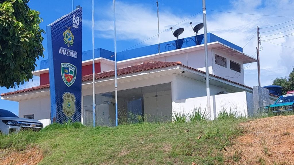 Polícia Civil prende casal com drogas, balança de precisão e dinheiro proveniente do tráfico em Itamarati – Polícia Civil do AM Polícia Civil prende casal com drogas, balança de precisão e dinheiro proveniente do tráfico em Itamarati – Polícia Civil do AM