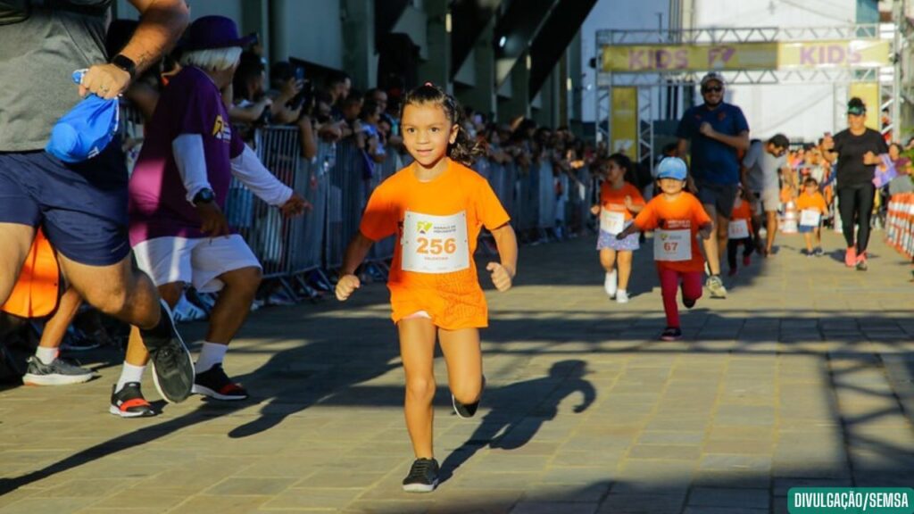Corrida kids e práticas de saúde levam grande público e alegria ao mirante Lúcia Almeida, neste sábado