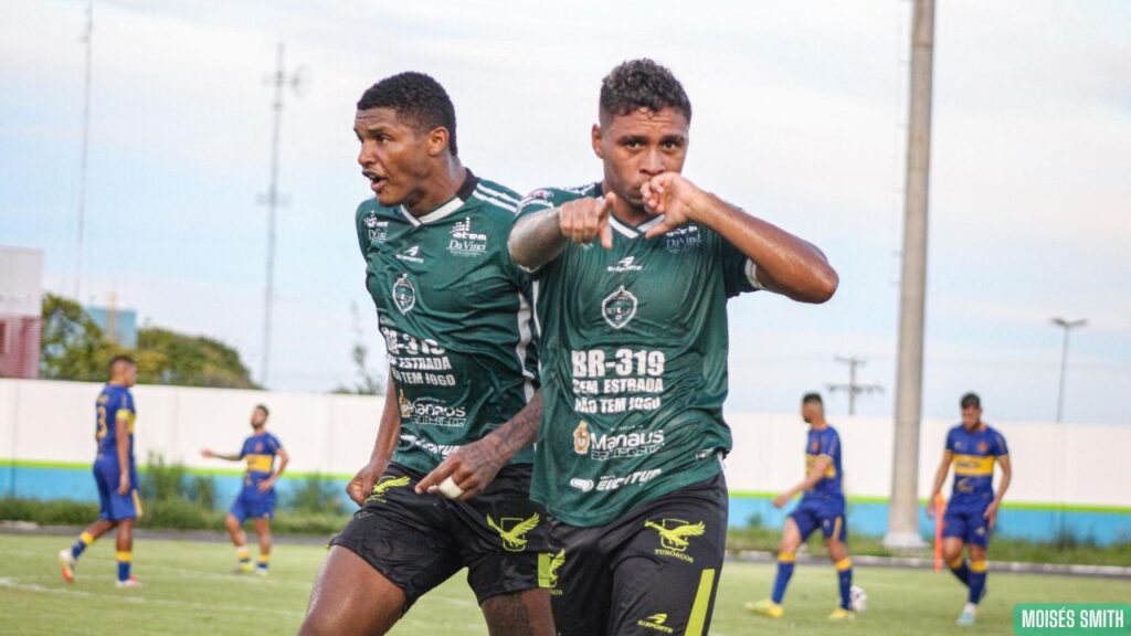 Fora de casa, Manaus vira pra cima do GAS-RR e volta ao G4 na Série D