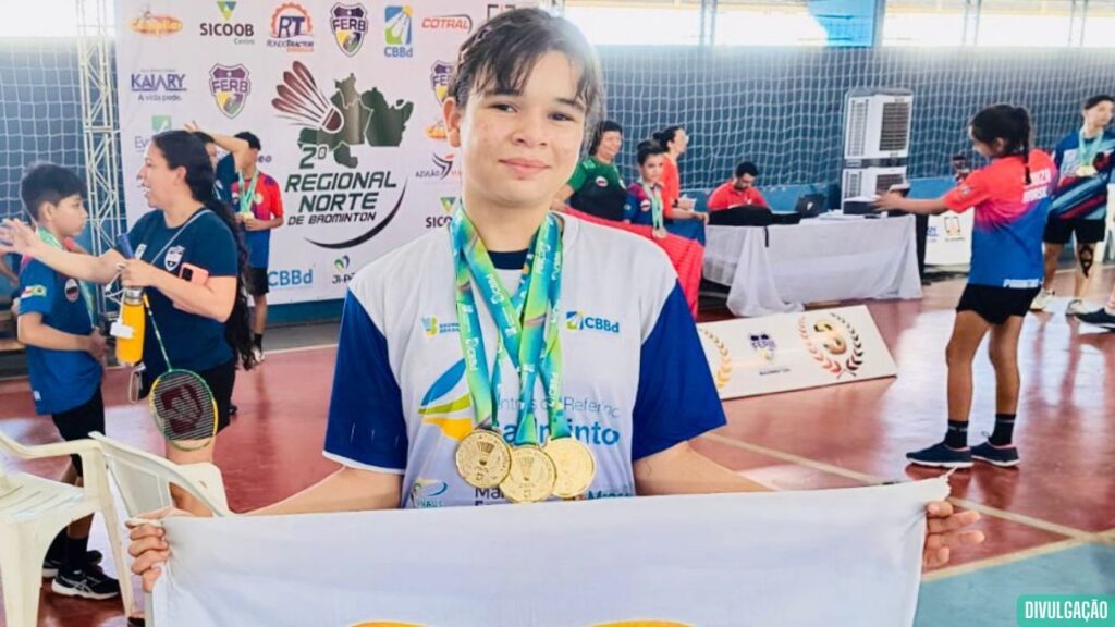 Emilly Carolinne conquista três ouros na Copa Norte de Badminton e faz história pelo Amazonas