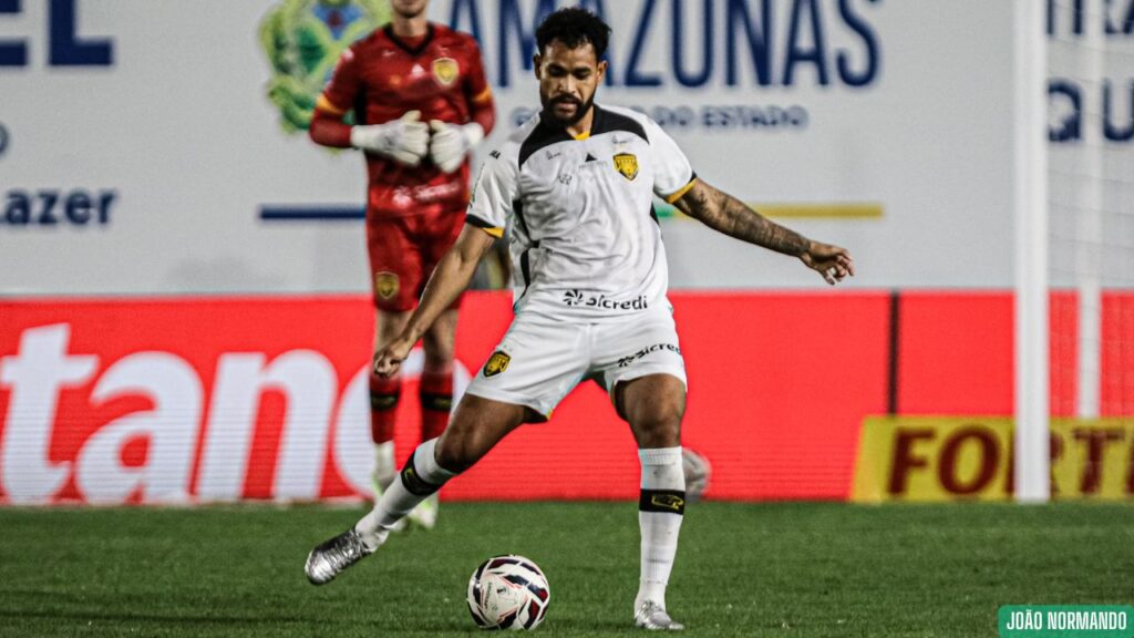 Após deixar o Amazonas, zagueiro Jackson é anunciado como reforço do CSA na disputa da Série C