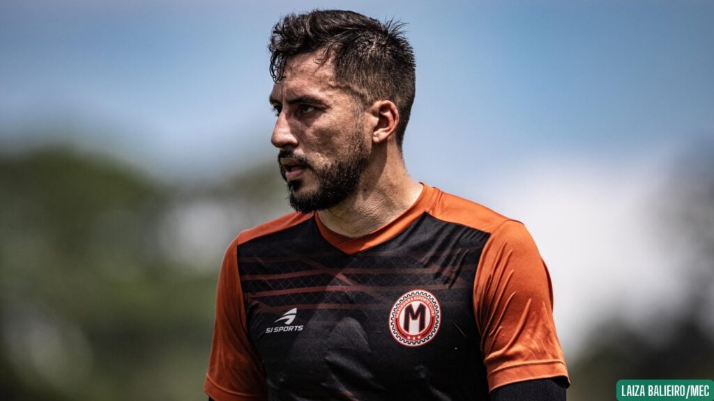Manauara oficializa a contratação do zagueiro Zé Leandro, ex-Azuriz-PR Manauara oficializa a contratação do zagueiro Zé Leandro, ex-Azuriz-PR