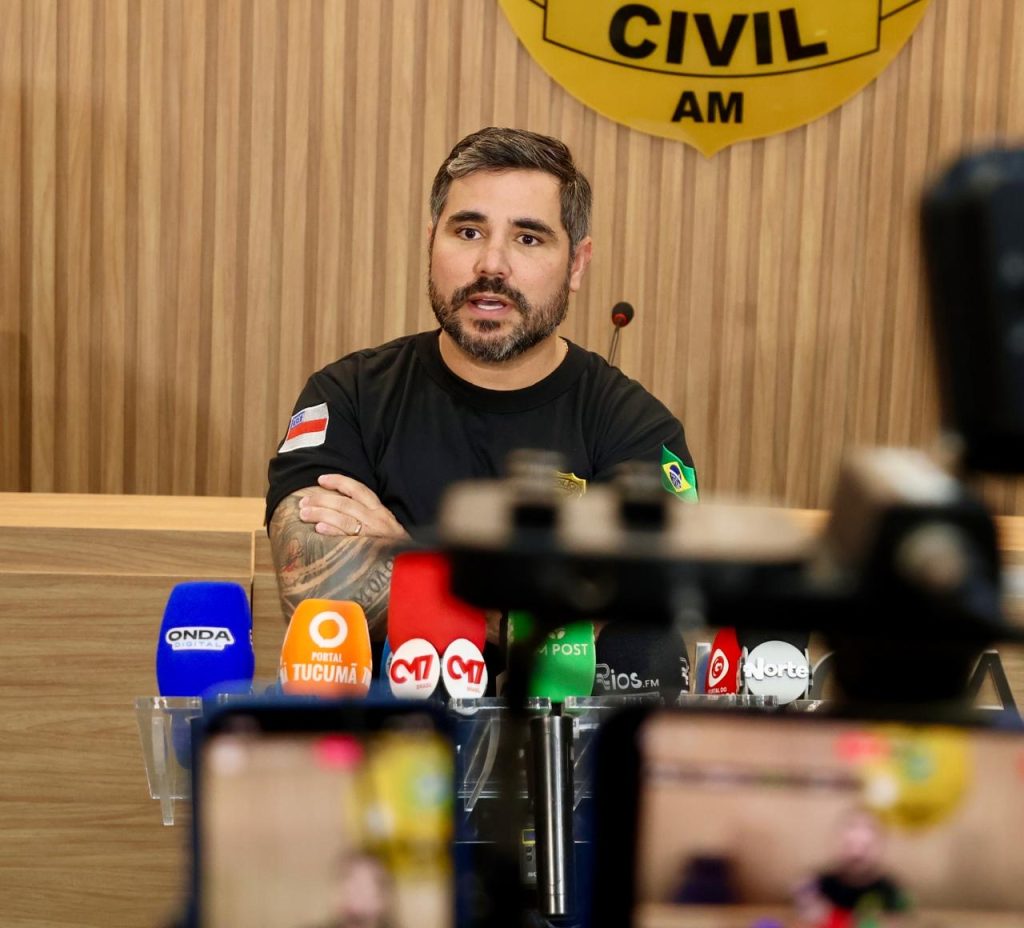 Polícia Civil prende casal por tráfico de drogas e associação para o tráfico, no bairro Coroado – Polícia Civil do AM Polícia Civil prende casal por tráfico de drogas e associação para o tráfico, no bairro Coroado – Polícia Civil do AM