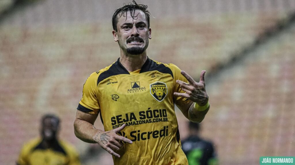 Emprestado pelo Amazonas, Gustavo Ermel é anunciado no Pelotas-RS Emprestado pelo Amazonas, Gustavo Ermel é anunciado no Pelotas-RS