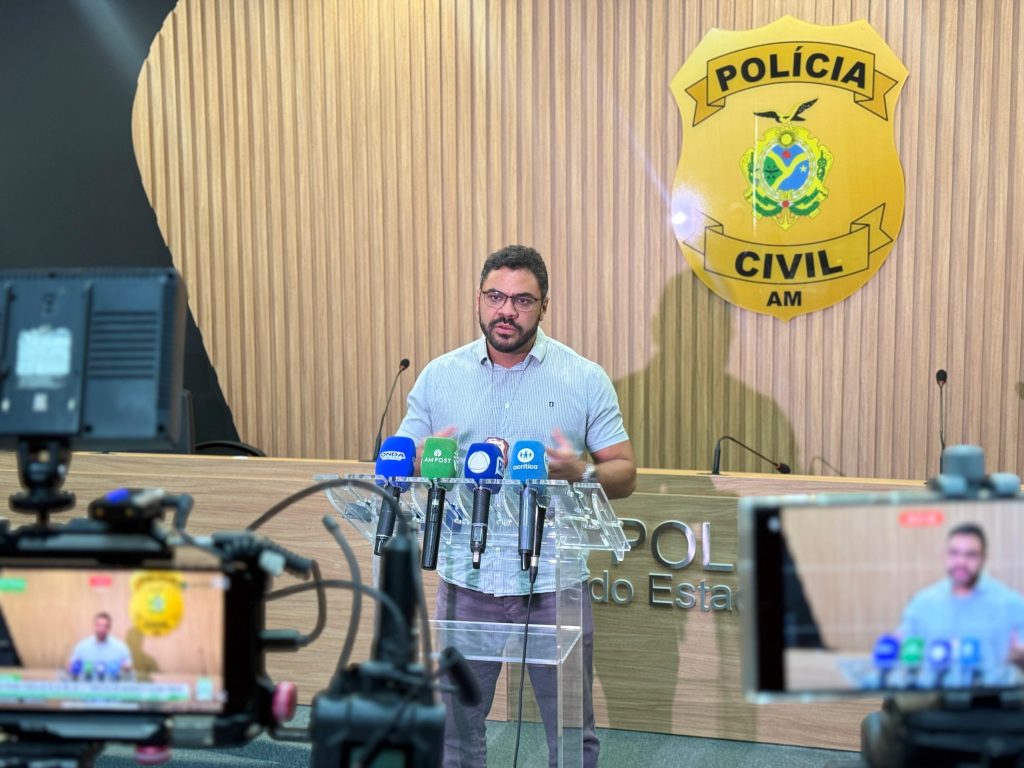 PC-AM prende trio por roubo avaliado em R$ 50 mil a turistas paranaenses no Centro de Manaus – Polícia Civil do AM PC-AM prende trio por roubo avaliado em R$ 50 mil a turistas paranaenses no Centro de Manaus – Polícia Civil do AM