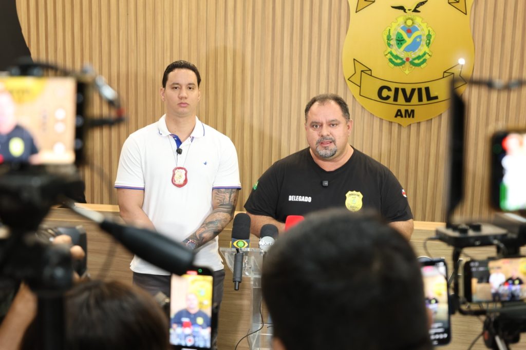 Polícia Civil apresenta prisão de mulher que matou o ex-companheiro em Manacapuru – Polícia Civil do AM Polícia Civil apresenta prisão de mulher que matou o ex-companheiro em Manacapuru – Polícia Civil do AM