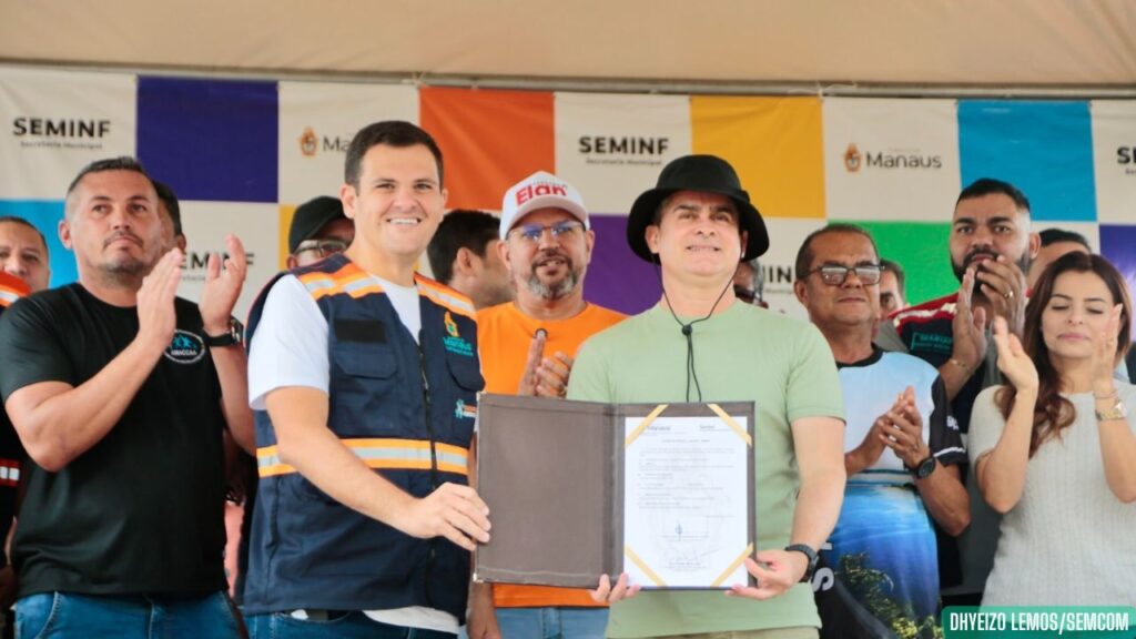 Prefeito David Almeida autoriza reforma completa do campo 11 de Maio e reforça compromissos com o Colônia Antônio Aleixo Prefeito David Almeida autoriza reforma completa do campo 11 de Maio e reforça compromissos com o Colônia Antônio Aleixo