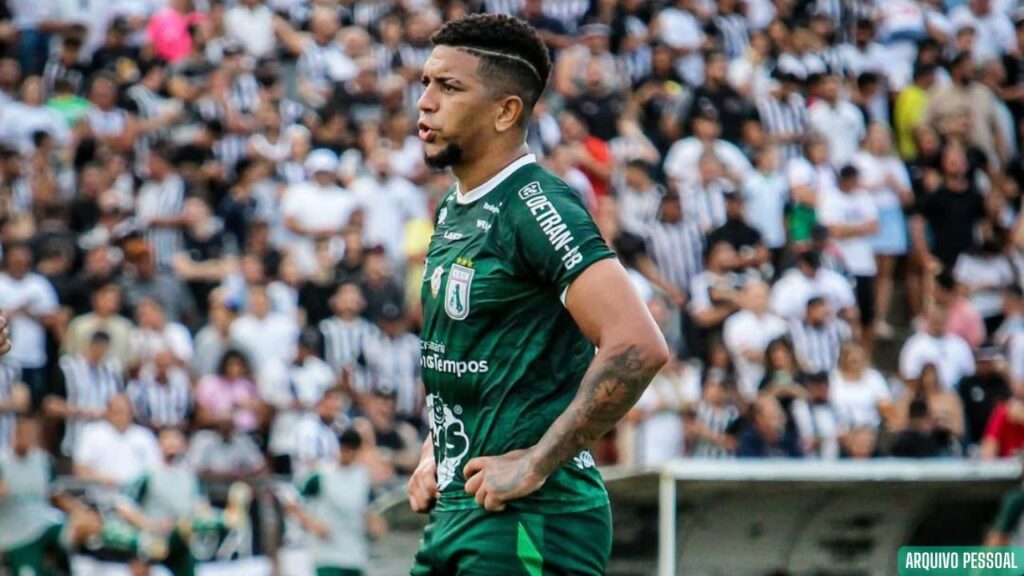 Volante Hebert, ex-Sousa-PB, reforça o Manaus no mata-mata da Série D Volante Hebert, ex-Sousa-PB, reforça o Manaus no mata-mata da Série D