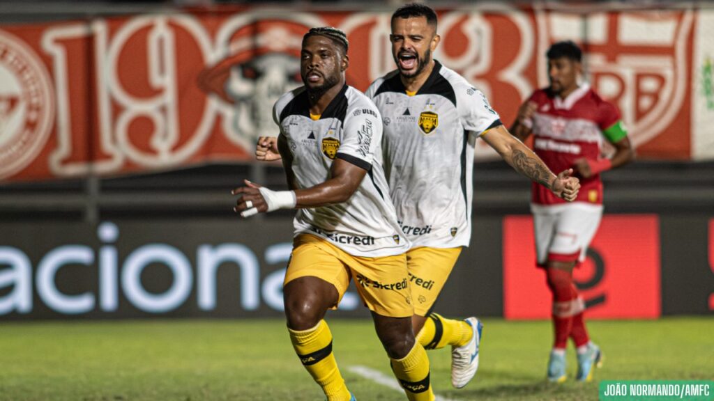 Suspensos, Tavares e Luan Silva desfalcam o Amazonas contra o Operário-PR; Durmisi retorna Suspensos, Tavares e Luan Silva desfalcam o Amazonas contra o Operário-PR; Durmisi retorna