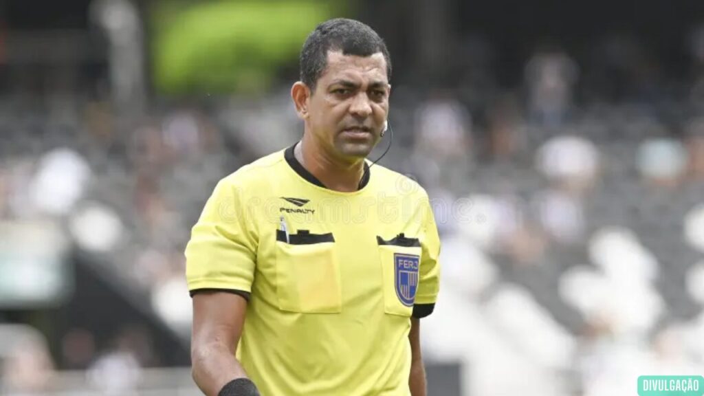 CBF define Wagner do Nascimento Magalhães, do RJ, como árbitro de Amazonas x Coritiba, no fechamento da Série B CBF define Wagner do Nascimento Magalhães, do RJ, como árbitro de Amazonas x Coritiba, no fechamento da Série B