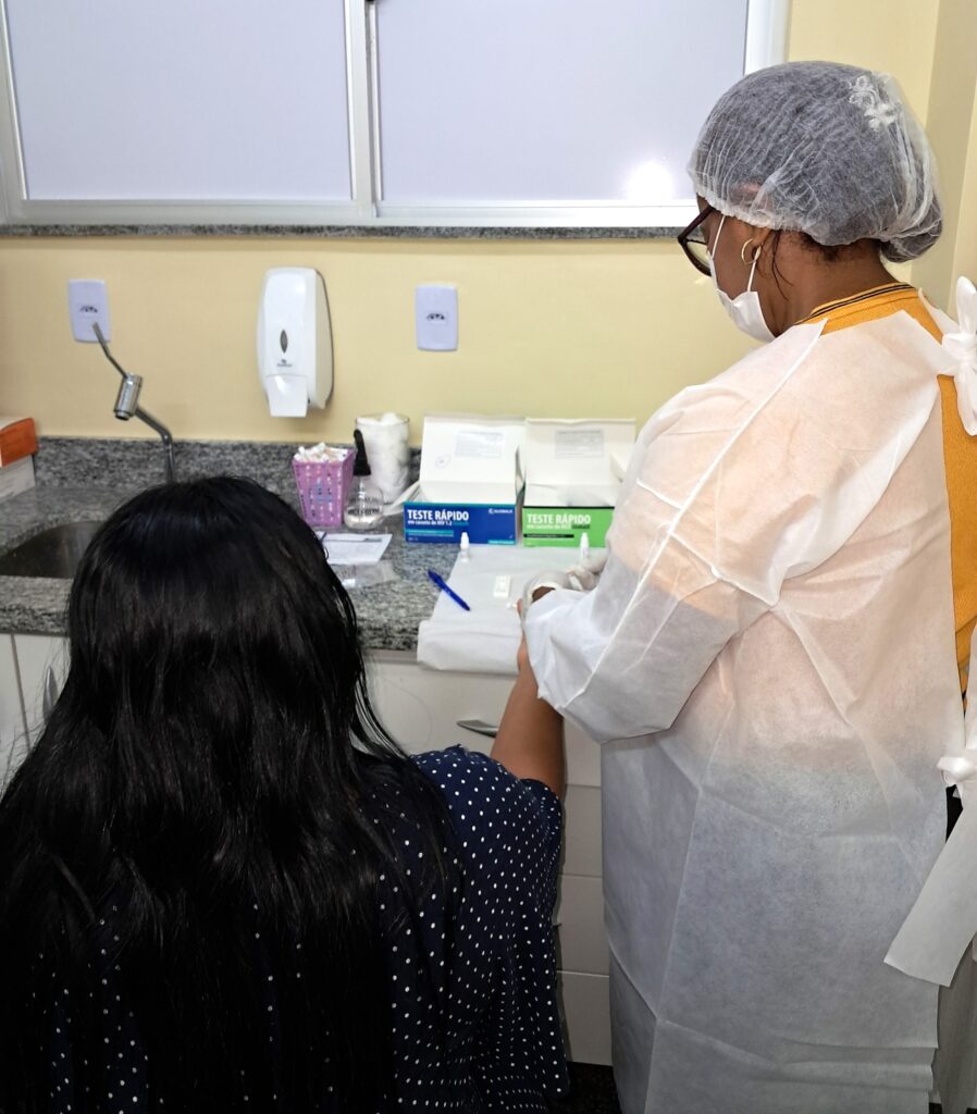 Mutirão de prevenção contra HIV/Aids abre 'Dezembro Vermelho' em Manaus