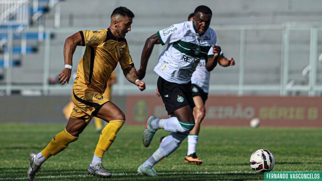 No encerramento da Série B, Amazonas perde para o campeão Coritiba por 2 a 1 no Zamith