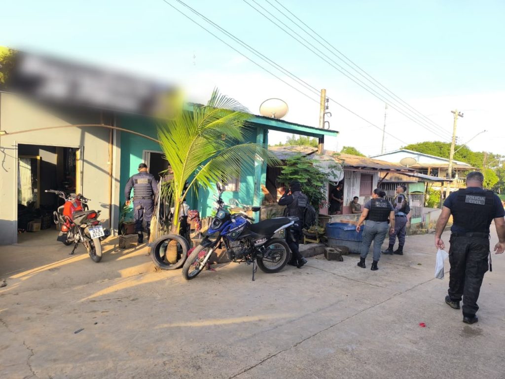 Ação integrada da PC-AM, PMAM e GCM prende seis pessoas e apreende drogas, arma de fogo e R$ 5 mil em Beruri – Polícia Civil do AM Ação integrada da PC-AM, PMAM e GCM prende seis pessoas e apreende drogas, arma de fogo e R$ 5 mil em Beruri – Polícia Civil do AM
