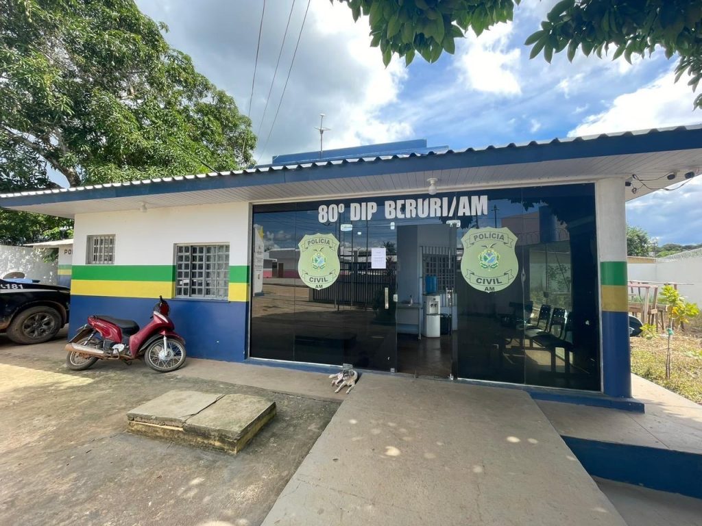Em Beruri, PC-AM, PMAM e GCM prendem dupla por estupro de vulnerável agravado em forma coletiva contra criança indígena – Polícia Civil do AM Em Beruri, PC-AM, PMAM e GCM prendem dupla por estupro de vulnerável agravado em forma coletiva contra criança indígena – Polícia Civil do AM