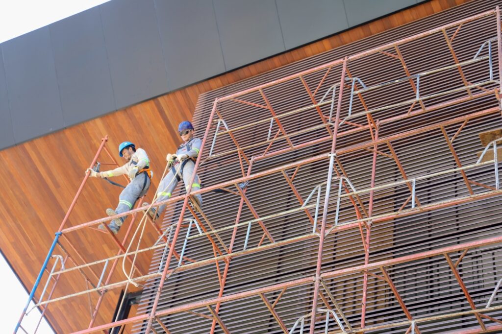 Mais de 5 milhões de m² licenciados impulsionam obras em Manaus