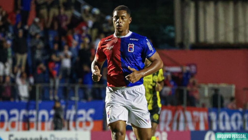 Manaus FC anuncia volante Wallace, ex-Paraná e Metropolitano-SC, como reforço para 2026 Manaus FC anuncia volante Wallace, ex-Paraná e Metropolitano-SC, como reforço para 2026