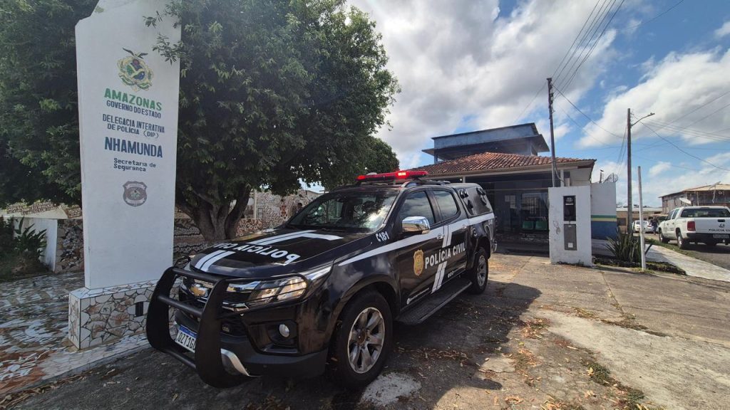 Forças de Segurança prendem homem por estupro de vulnerável contra a própria prima, em Nhamundá – Polícia Civil do AM Forças de Segurança prendem homem por estupro de vulnerável contra a própria prima, em Nhamundá – Polícia Civil do AM