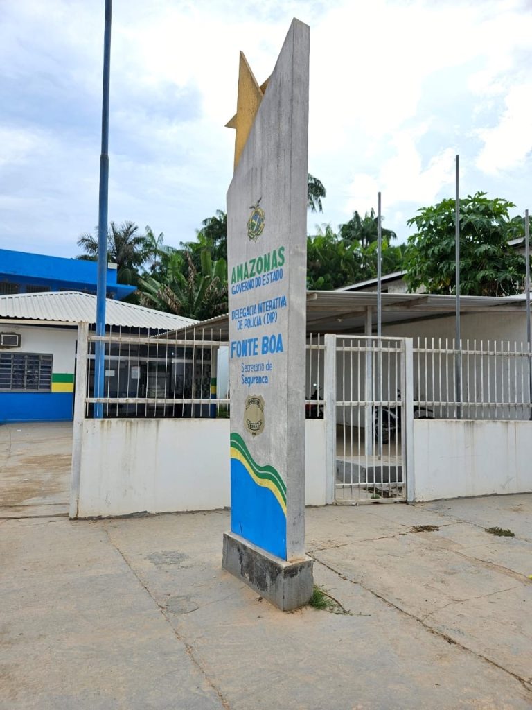 Em ação conjunta, PC-AM e PMAM prendem trio por tentativa de homicídio e tráfico de drogas em Fonte Boa – Polícia Civil do AM Em ação conjunta, PC-AM e PMAM prendem trio por tentativa de homicídio e tráfico de drogas em Fonte Boa – Polícia Civil do AM