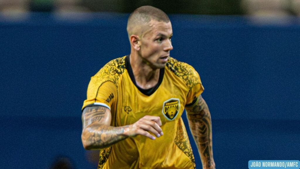 Léo Coelho destaca solidez defensiva do Amazonas e mira classificação na Copa do Brasil: “É uma decisão” Léo Coelho destaca solidez defensiva do Amazonas e mira classificação na Copa do Brasil: “É uma decisão"
