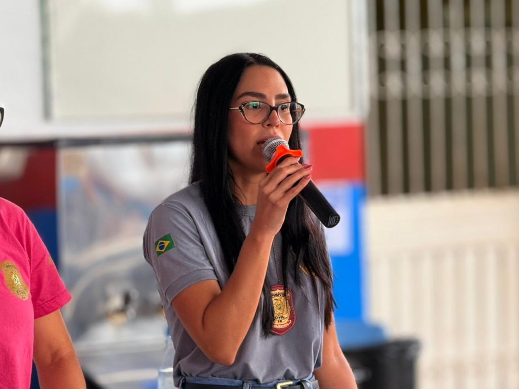 PC-AM realiza ação de conscientização sobre o combate à violência doméstica em Presidente Figueiredo – Polícia Civil do AM PC-AM realiza ação de conscientização sobre o combate à violência doméstica em Presidente Figueiredo – Polícia Civil do AM