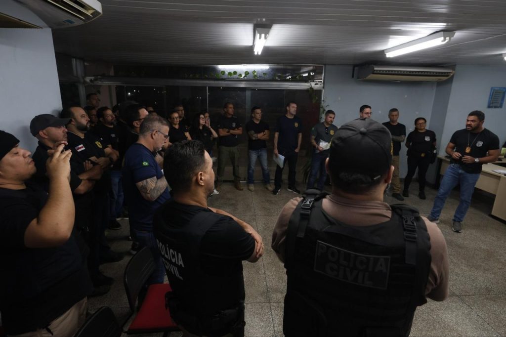 Polícia Civil do Amazonas desarticula organização criminosa envolvida com tráfico de drogas, lavagem de dinheiro e corrupção – Polícia Civil do AM Polícia Civil do Amazonas desarticula organização criminosa envolvida com tráfico de drogas, lavagem de dinheiro e corrupção – Polícia Civil do AM