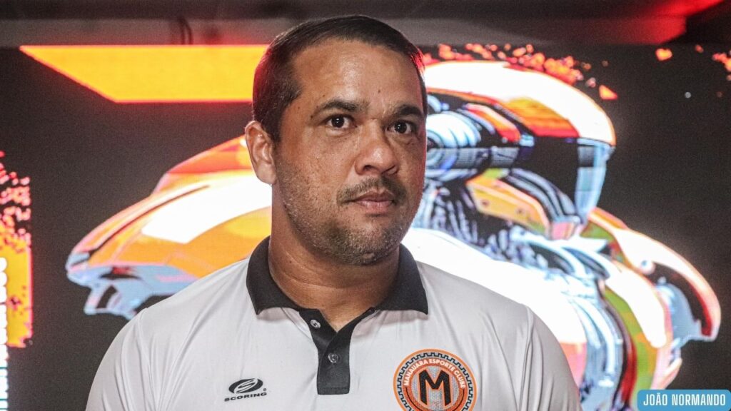 Manaus anuncia Dico Woolley como novo treinador para a temporada 2026 Manaus anuncia Dico Woolley como novo treinador para a temporada 2026