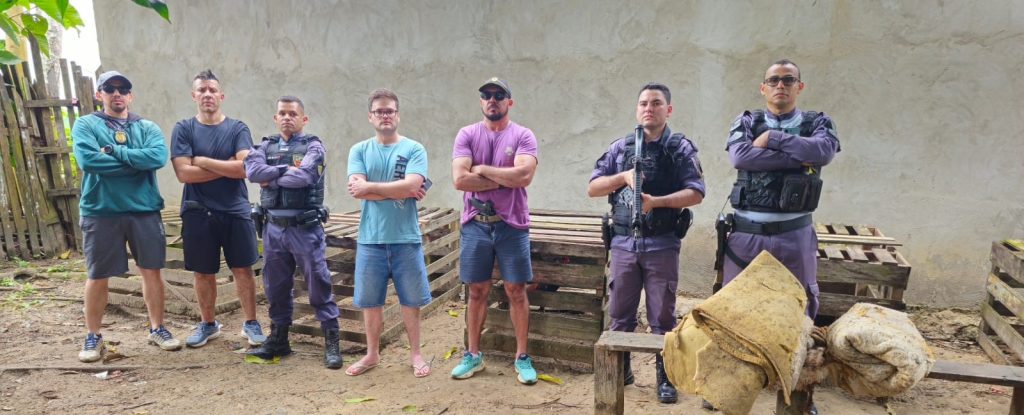 Operação Ícaro: PC-AM e PMAM resgatam 23 galos durante operação contra rinha em Pauini – Polícia Civil do AM Operação Ícaro: PC-AM e PMAM resgatam 23 galos durante operação contra rinha em Pauini – Polícia Civil do AM