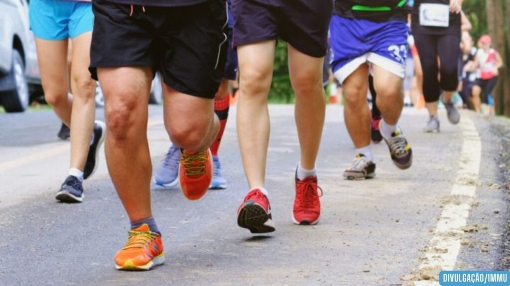 Corrida Tiradentes terá interdições viárias e alterações no transporte com monitoramento da Prefeitura de Manaus