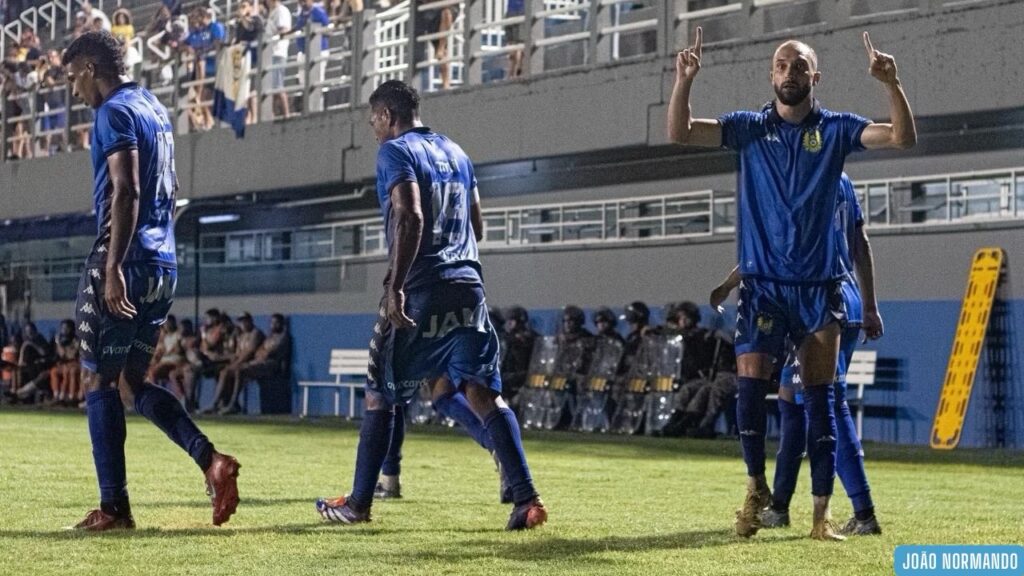 Nacional vence o Guaporé-RO por 2 a 0 e crava liderança do grupo A na Copa Norte Nacional vence o Guaporé-RO por 2 a 0 e crava liderança do grupo A na Copa Norte