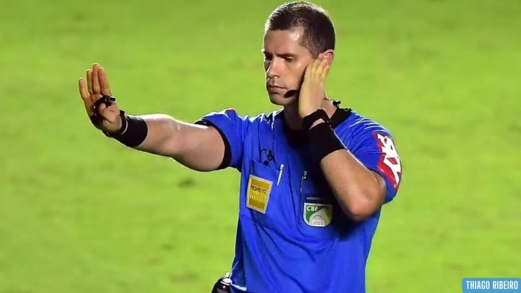 Com VAR, CBF define equipe de arbitragem para Paysandu x Nacional pela final da Copa Norte Com VAR, CBF define equipe de arbitragem para Paysandu x Nacional pela final da Copa Norte