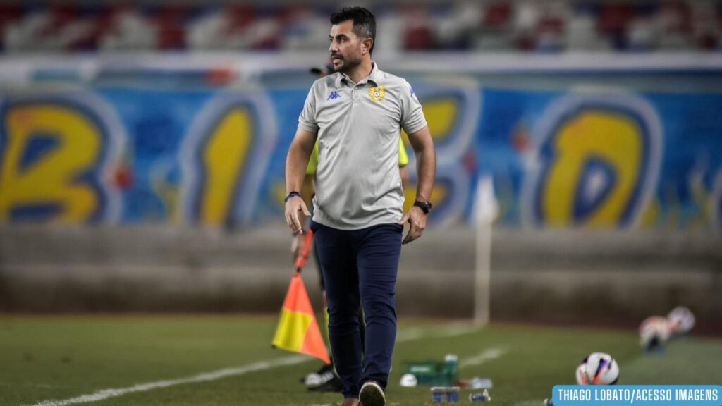 Júlio César valoriza atuação do Nacional e mantém decisão aberta na final da Copa Norte Júlio César valoriza atuação do Nacional e mantém decisão aberta na final da Copa Norte