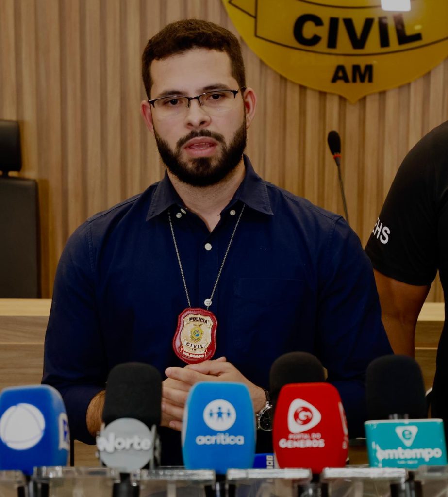 PC-AM e PC-RO captura foragido acusado de matar homem que tentou defender cunhada de agressão – Polícia Civil do AM PC-AM e PC-RO captura foragido acusado de matar homem que tentou defender cunhada de agressão – Polícia Civil do AM
