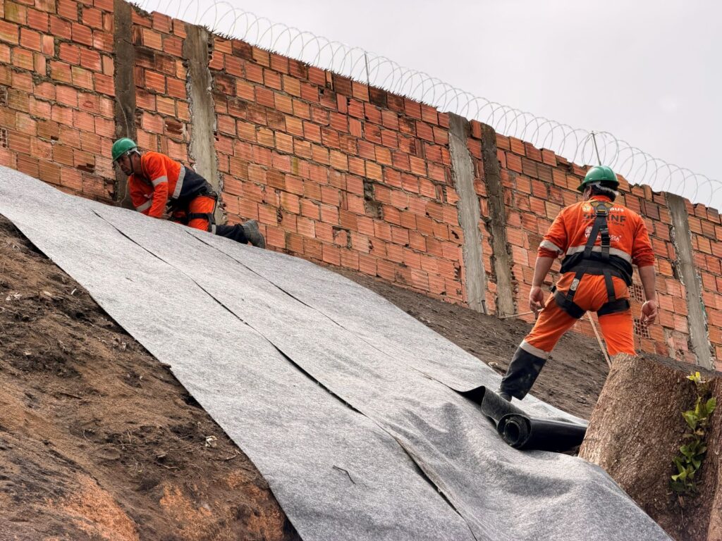PMM alcança 75% da aplicação de geomanta na Mário Ypiranga PMM alcança 75% da aplicação de geomanta na Mário Ypiranga