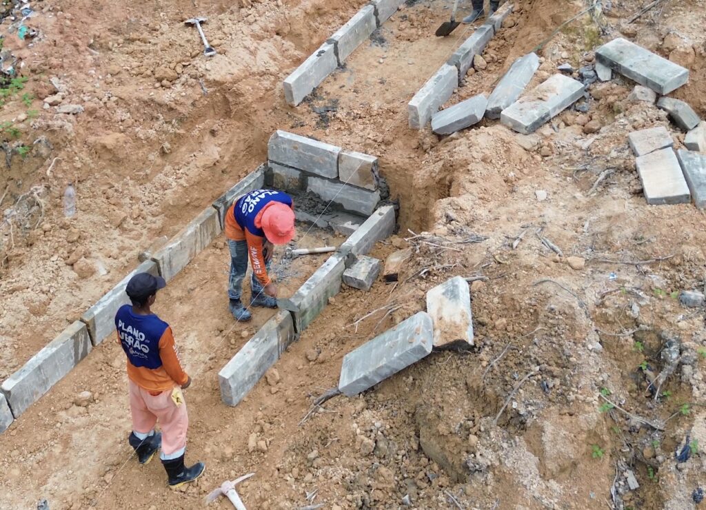 PMM implanta nova rede de drenagem no bairro Nova Cidade