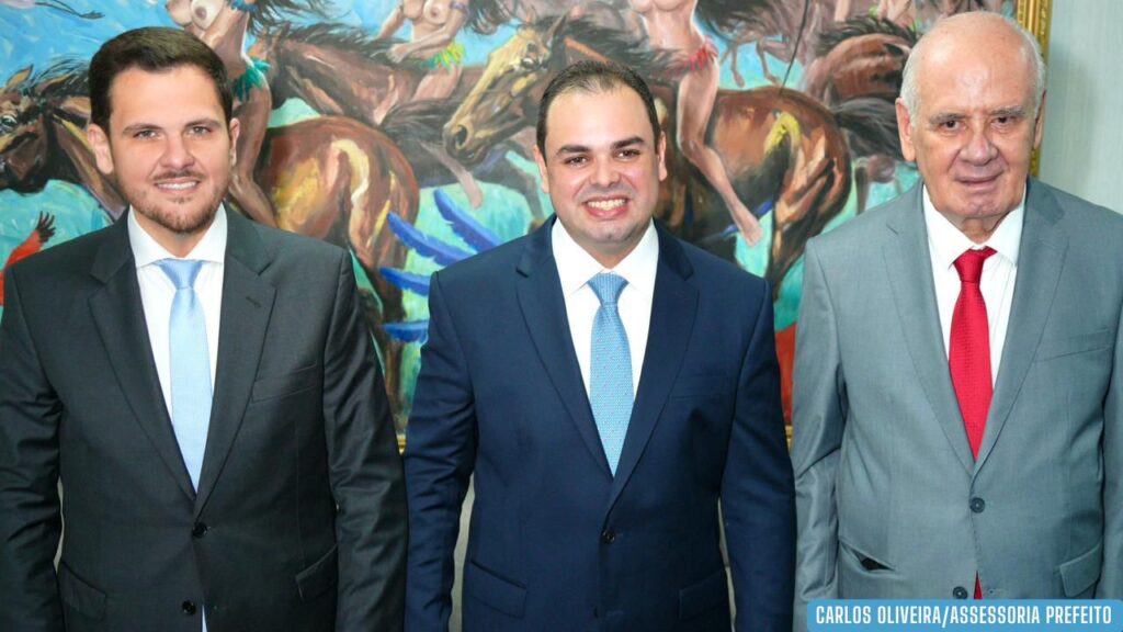 Prefeito Renato Junior prestigia posse do novo governador e vice-governador do Amazonas, e reforça cooperação institucional Prefeito Renato Junior prestigia posse do novo governador e vice-governador do Amazonas, e reforça cooperação institucional