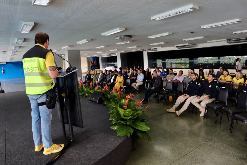 Prefeitura promove ação educativa em evento da Abraciclo em Manaus Prefeitura promove ação educativa em evento da Abraciclo em Manaus