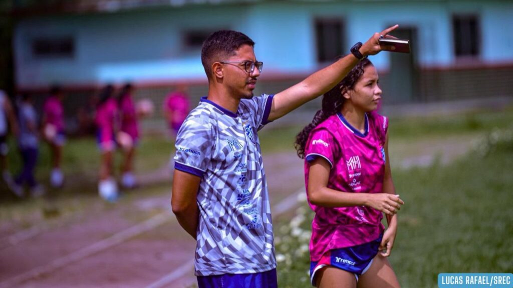 Técnico Carlos Daniel projeta estreia do São Raimundo no Brasileirão Feminino Sub-17: “Oportunidade chegou” Técnico Carlos Daniel projeta estreia do São Raimundo no Brasileirão Feminino Sub-17: “Oportunidade chegou”