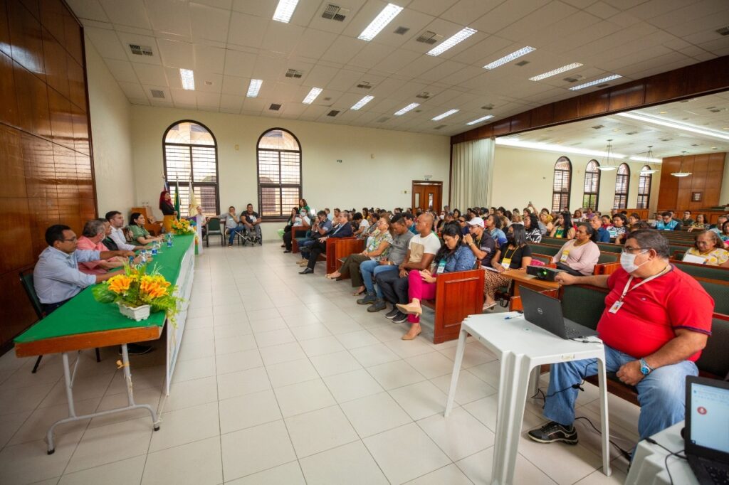 10ª Conferência Municipal de Saúde inicia nesta terça-feira, 9/6 Reunião